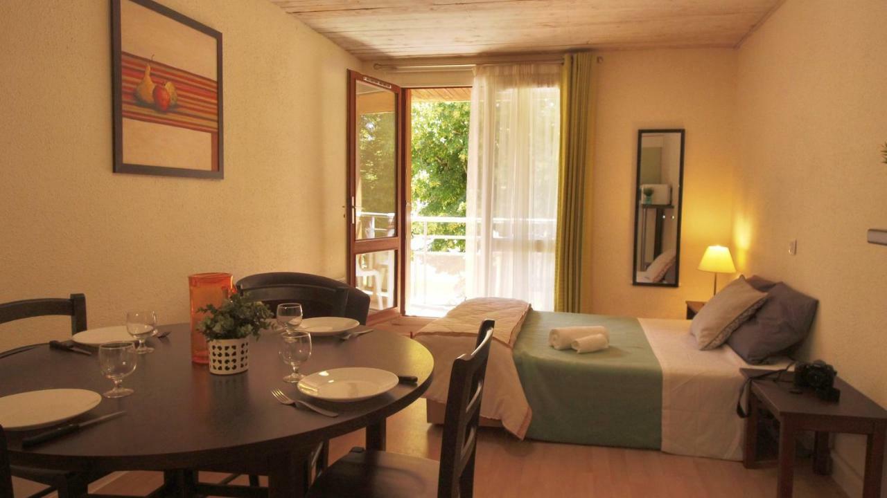 Vvf Sud Aveyron Hotel Brusque Ngoại thất bức ảnh